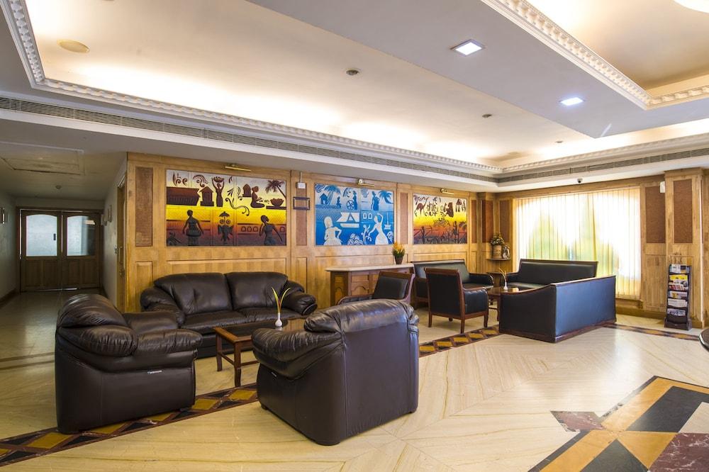 Golf View Hotels & Suites Nedumbassery Luaran gambar
